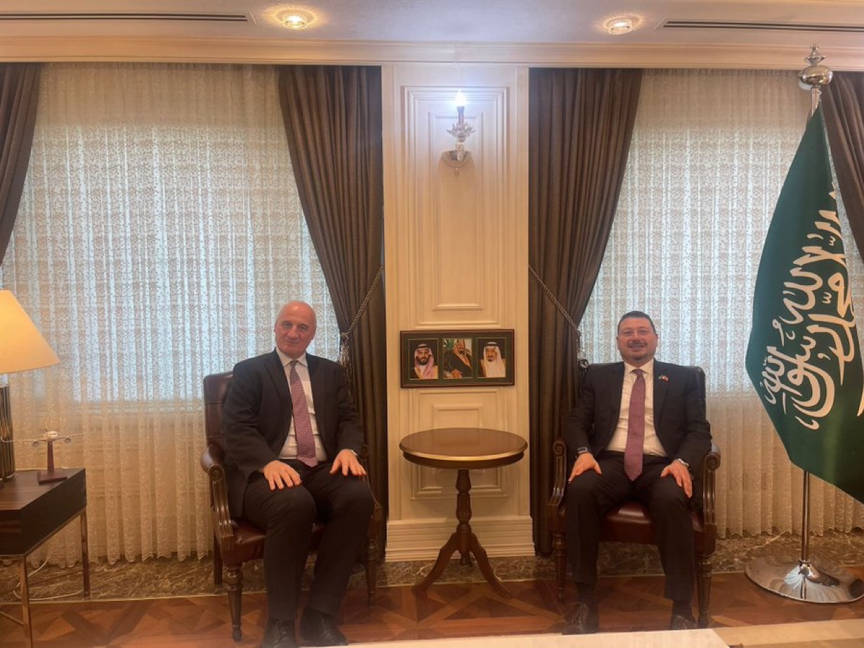 Sayın Büyükelçi'nin Yunanistan’ın Türkiye Büyükelçisi ile Görüşmesi 