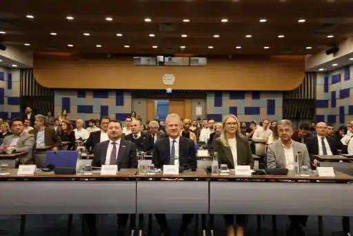 Sayın Büyükelçi İzmir Ticaret Odası’nda 2030 Vizyonu'na İlişkin Seminer verdi